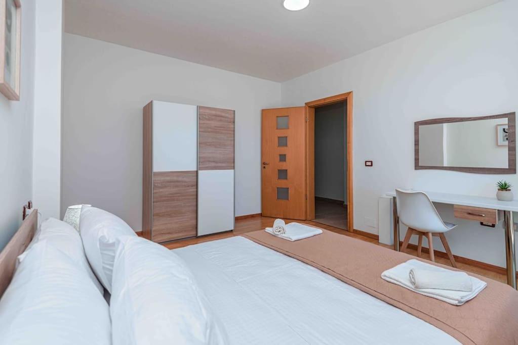 Grand View Apartment Durrës Exterior foto